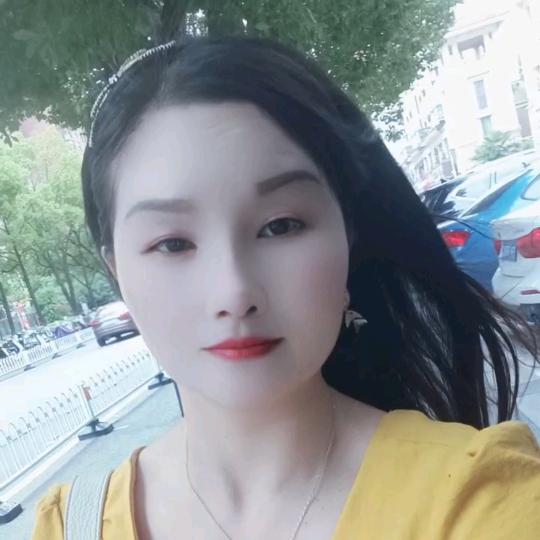 《微微一笑很倾城》。