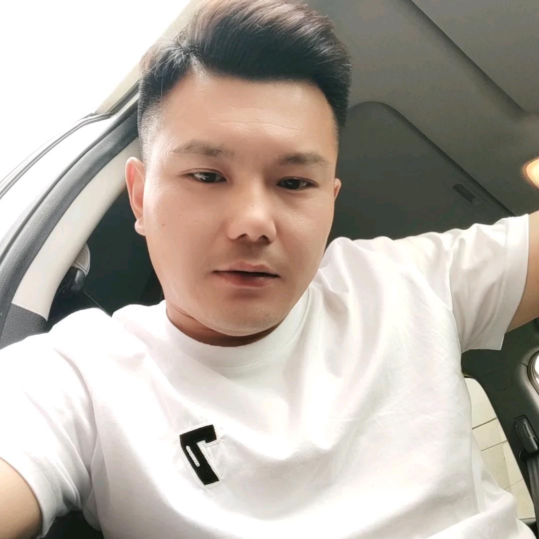 清风揽月㊪