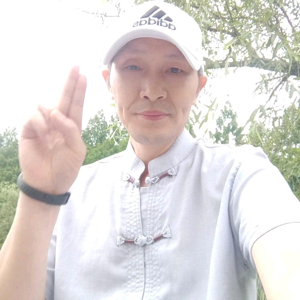 再回首