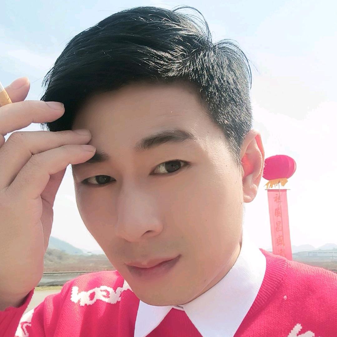 大宝在户外