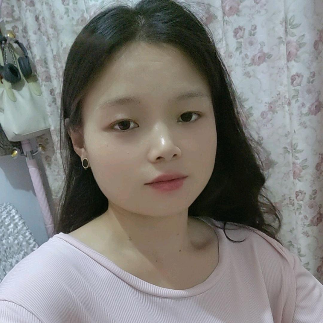 爱吃小草的鱼