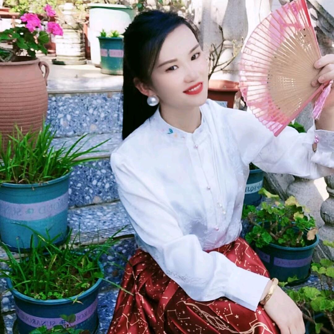 紫絮坊服装（贵州兴仁下山店）