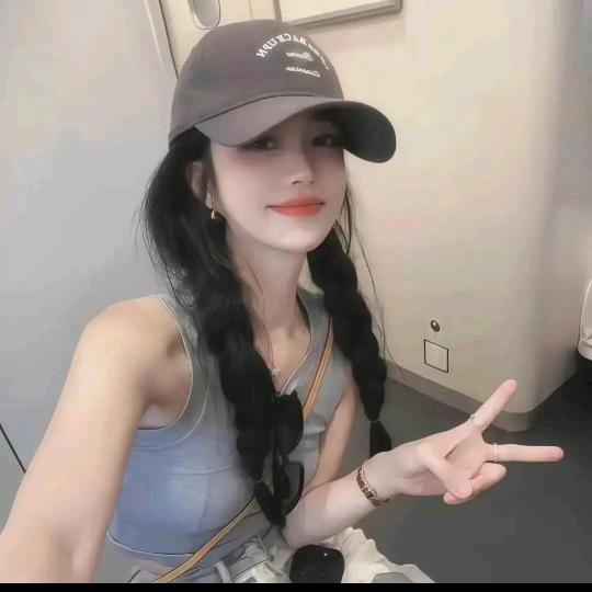 白潇潇头像