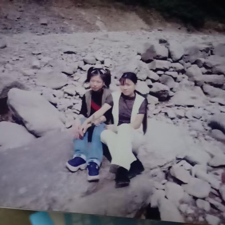 服装厂上班的姐姐