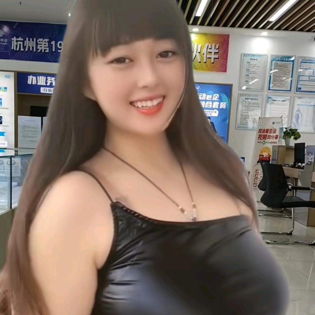 莉莉丽丽