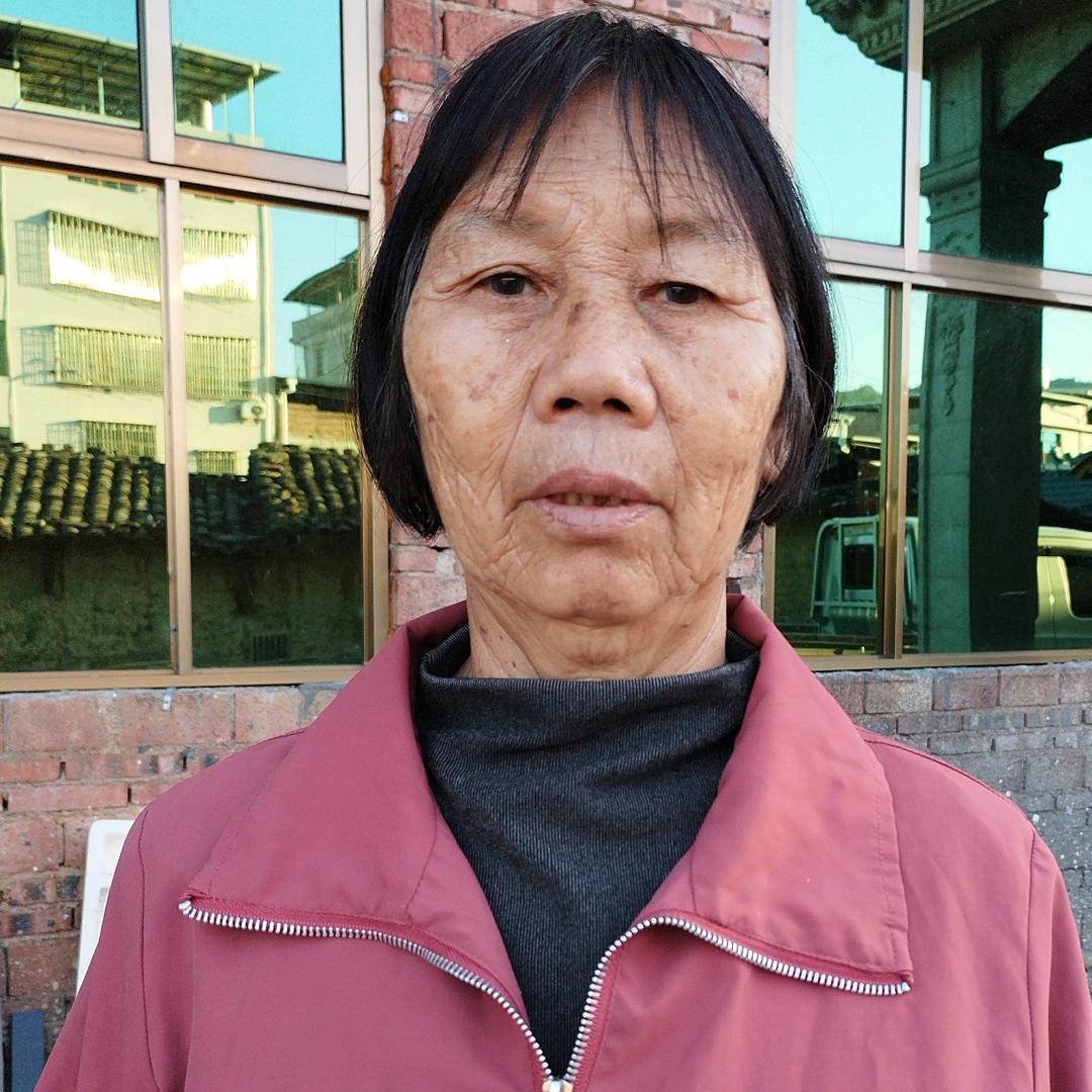 邱邱姐1