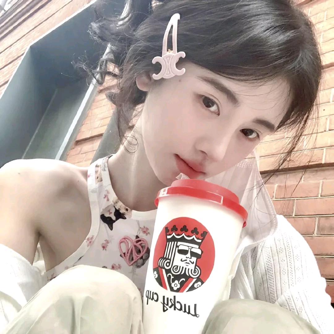 -祁姩祎-📷