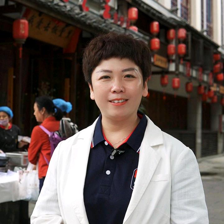 527饭堂里（春妈）
