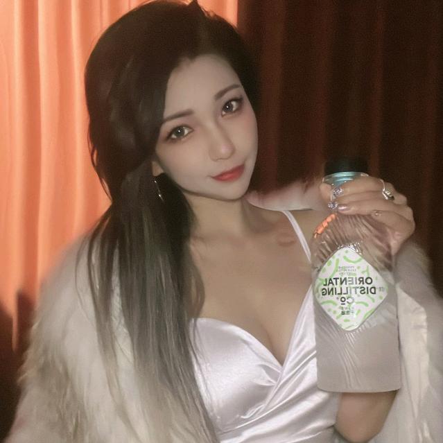 Barbie B芭比比
