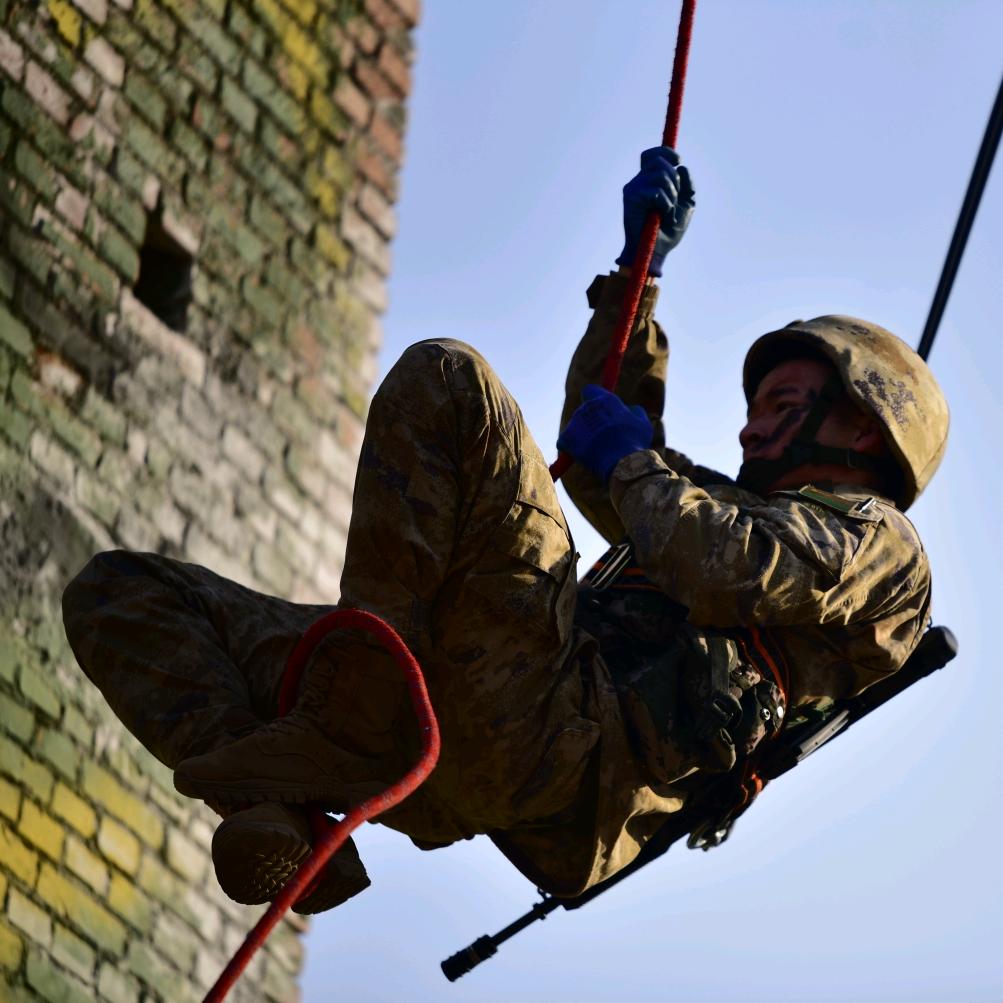 🇨🇳志当存高远i