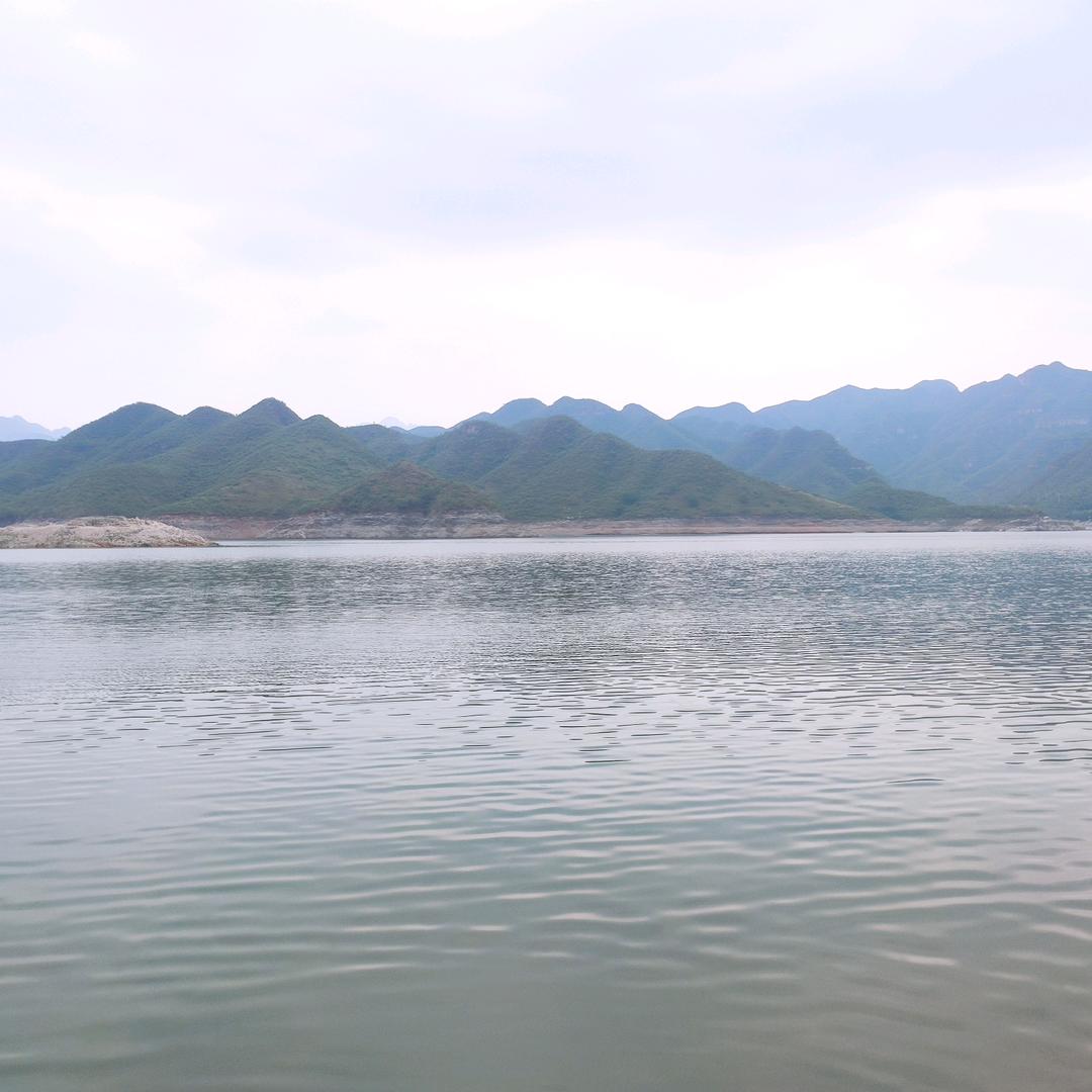 不自卑不张扬
