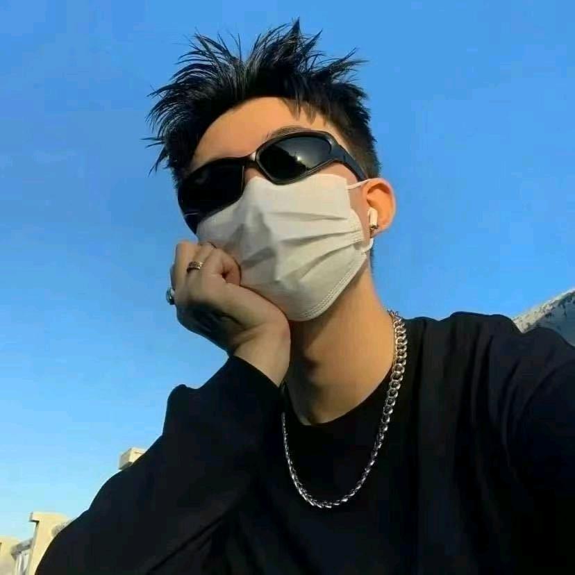 初一