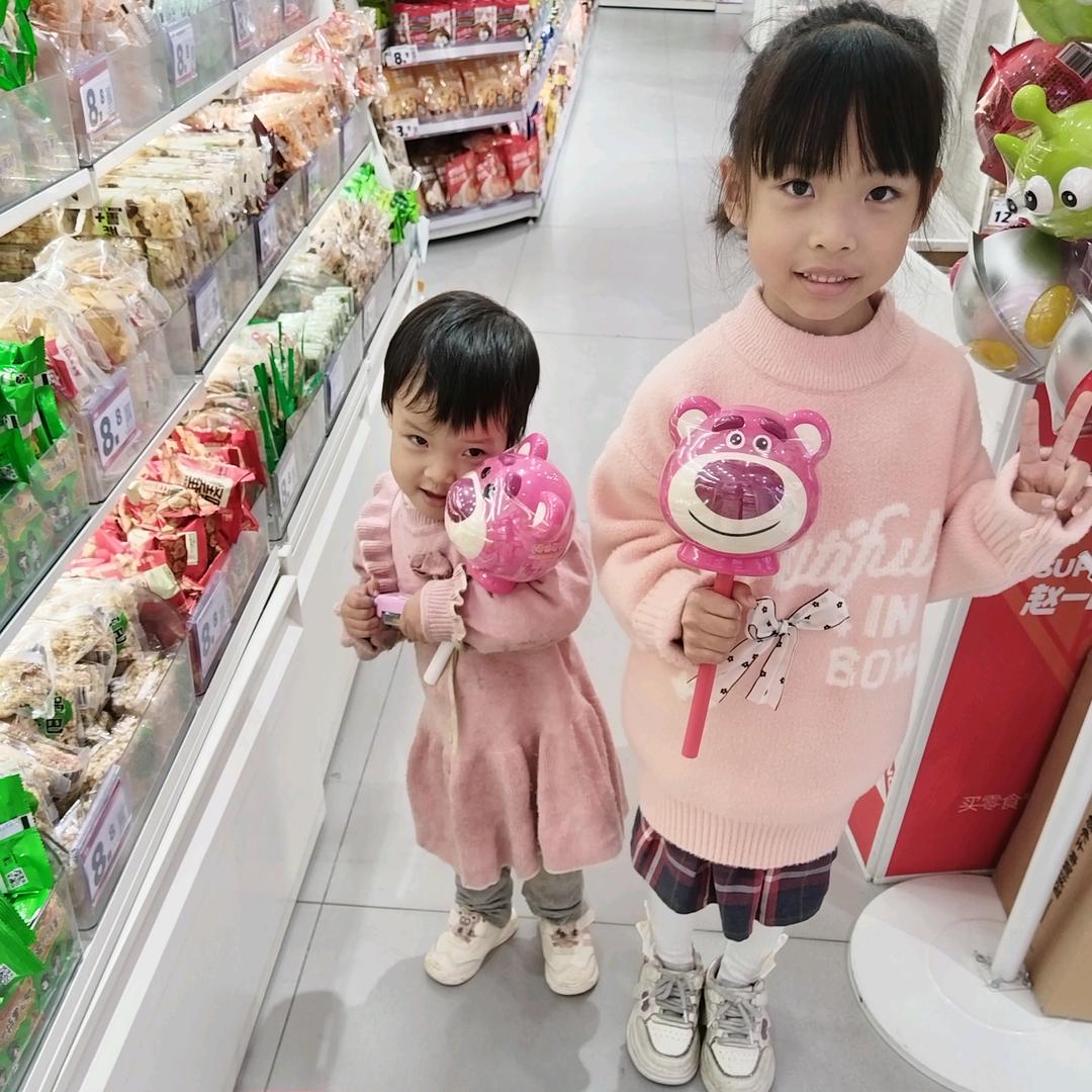 小瑶，可怡妈咪生活号