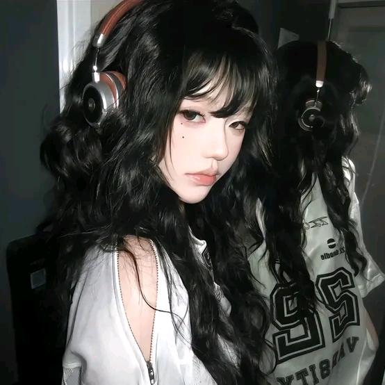 脑袋困掉啦zZ