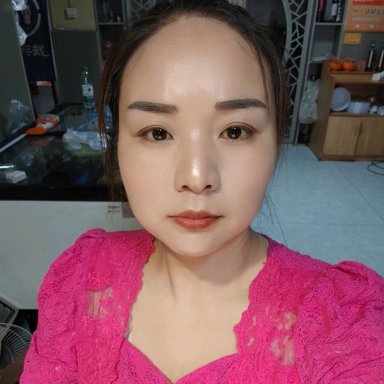 栅庄桥地锅鸡艳姐