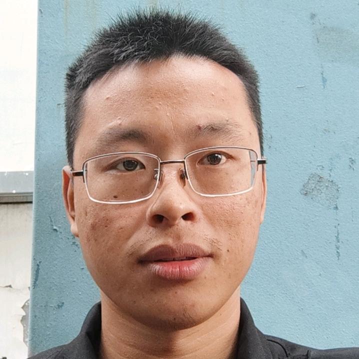 张 磊