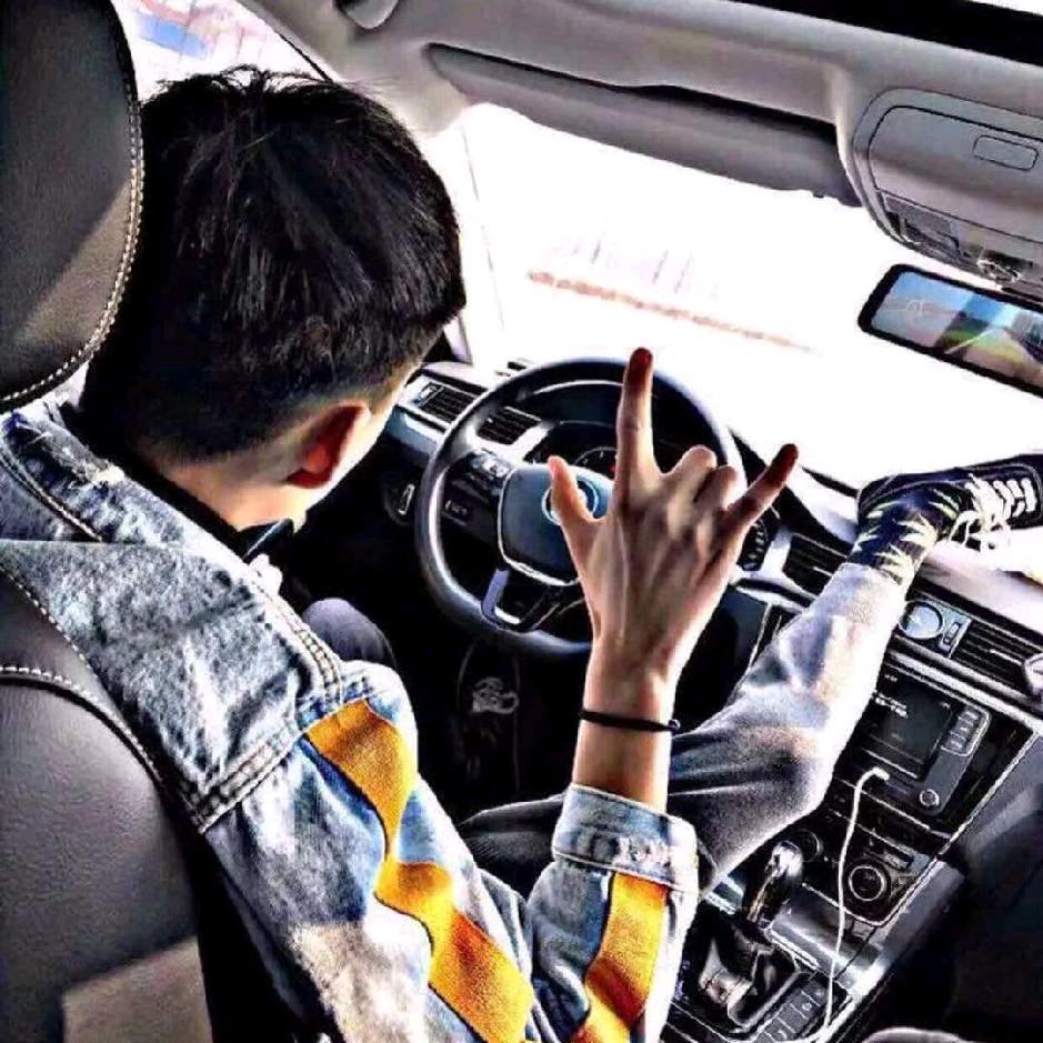 ╭(╯武阿哥╰)╮