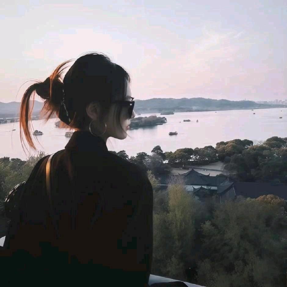 ° 晚 风 🦋-   ㅤ