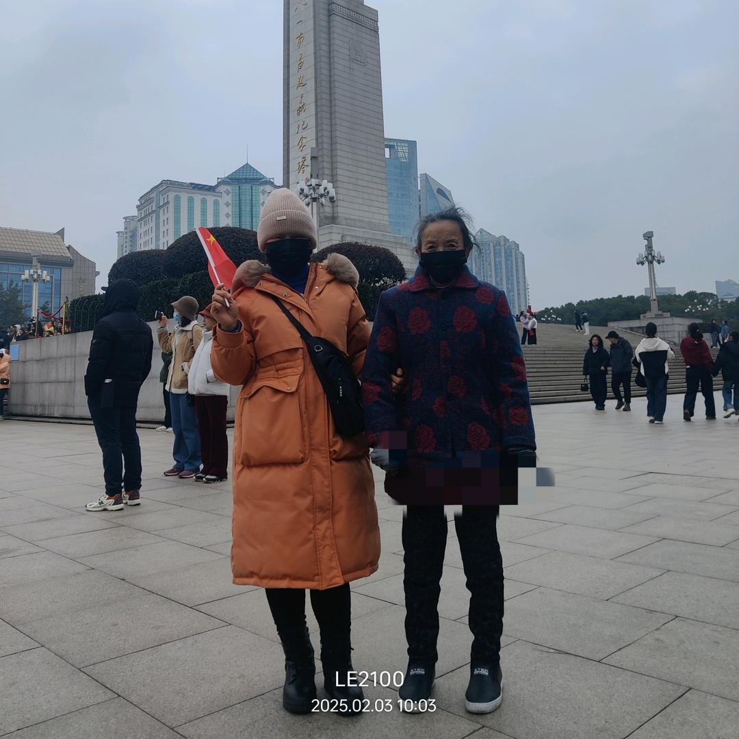 在南昌，我一路走南昌(闯)北