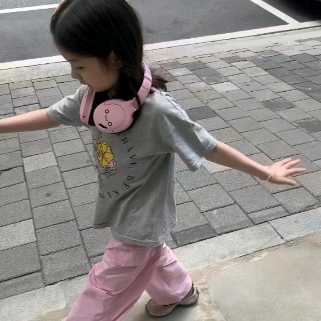 相逢何必相识