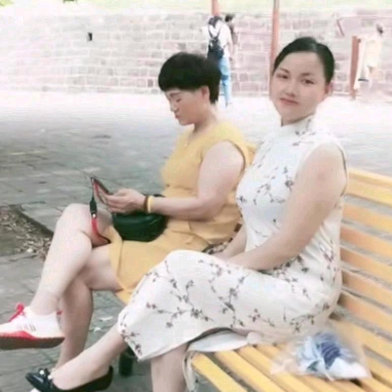 不要低头皇冠会掉下来