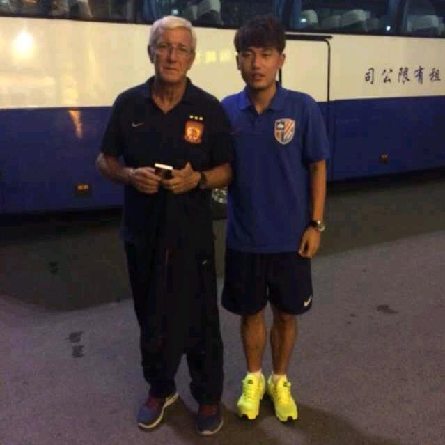 职业足球运动员退役后的生活