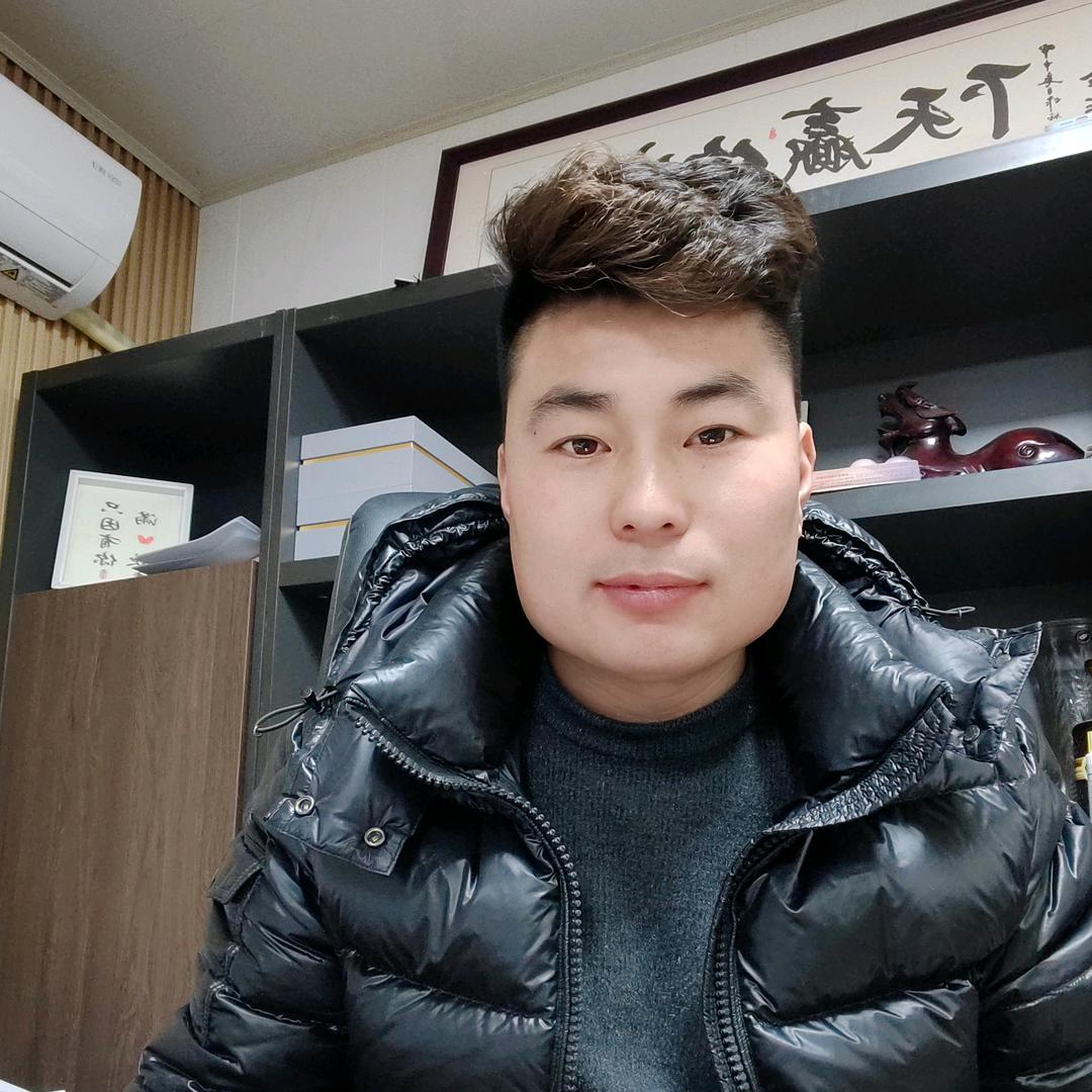 上海小侯严选二手车批发（小号）