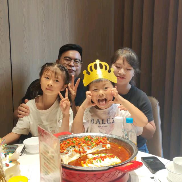 卖橙汁🍊滴小姐姐