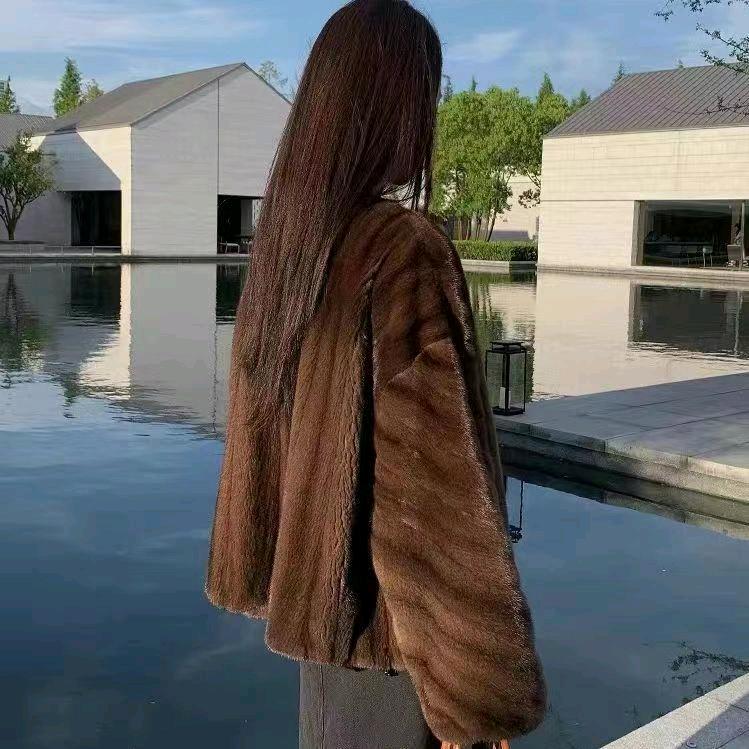 肃宁典雅裘皮服装店