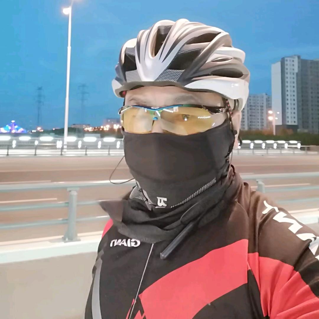 快乐٩(๑^o^๑)۶