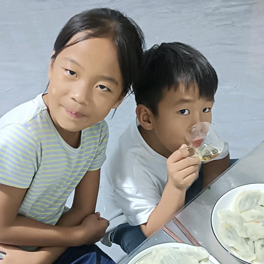 乐乐😀棒棒