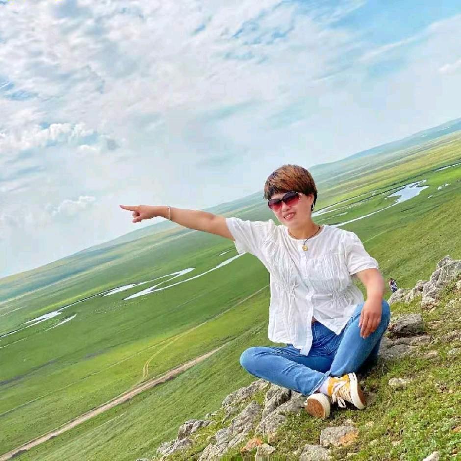养鸡种地的大海云