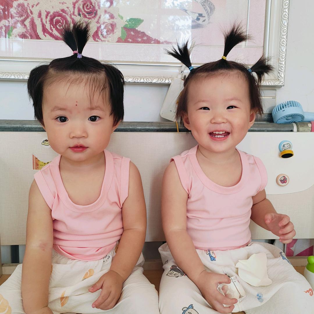 米果和米粒（双胞胎）