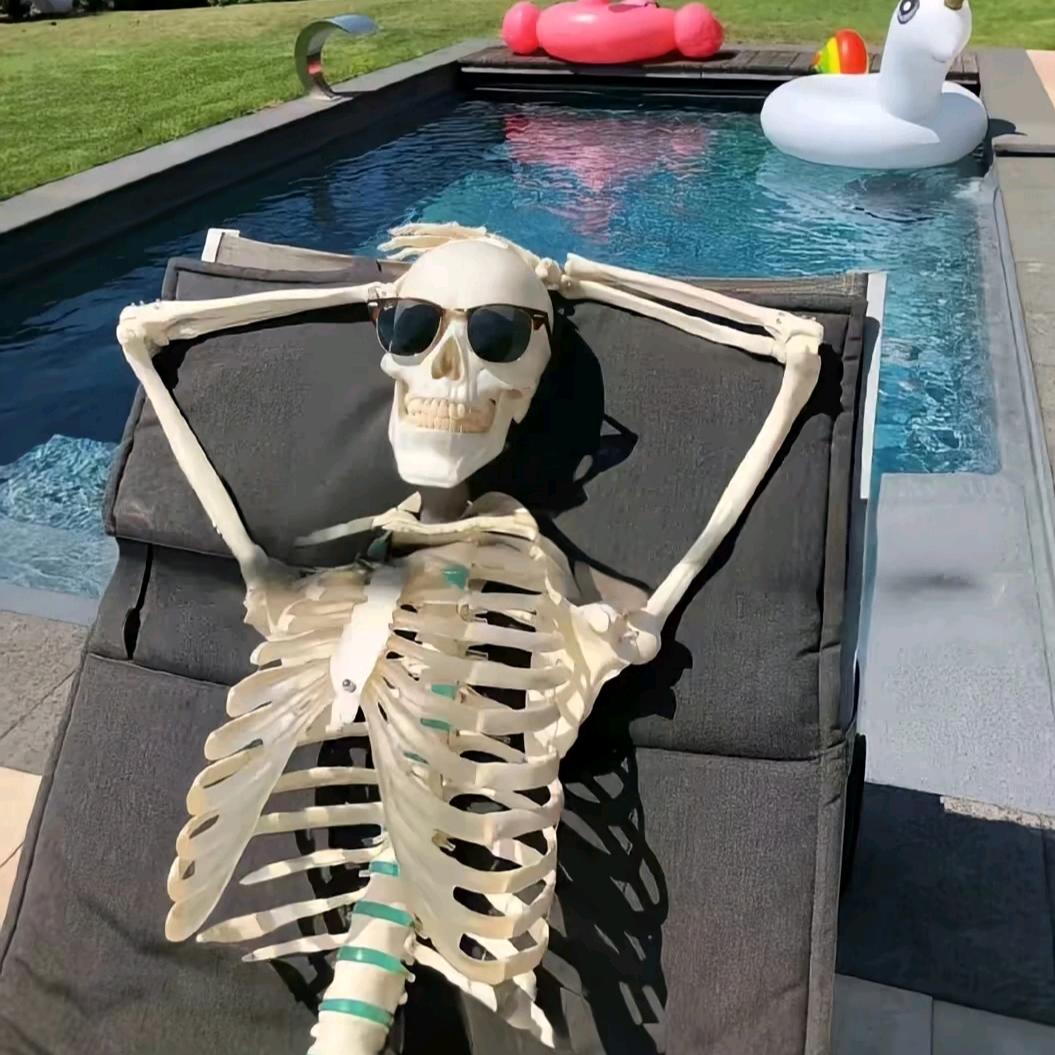 𝓑𝓵𝓪𝓷𝓴