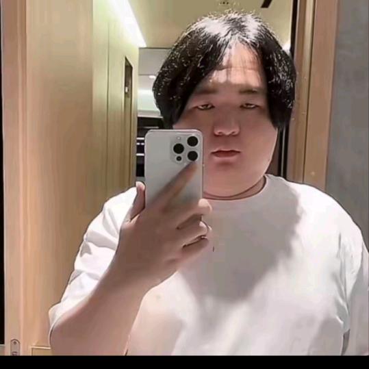 陌上人如玉