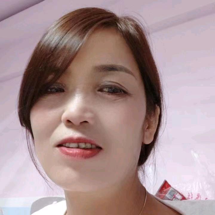 @雪陌养猪妹