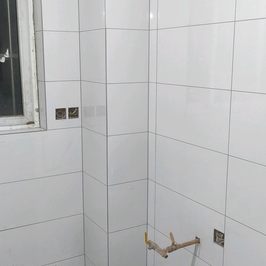 用户798500736专业美缝打胶收边
