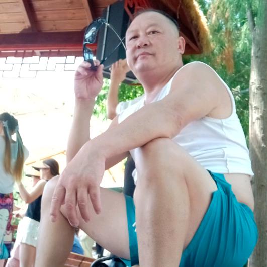 叶正海，小六酒小和关东坊王老吉重庆啤酒
