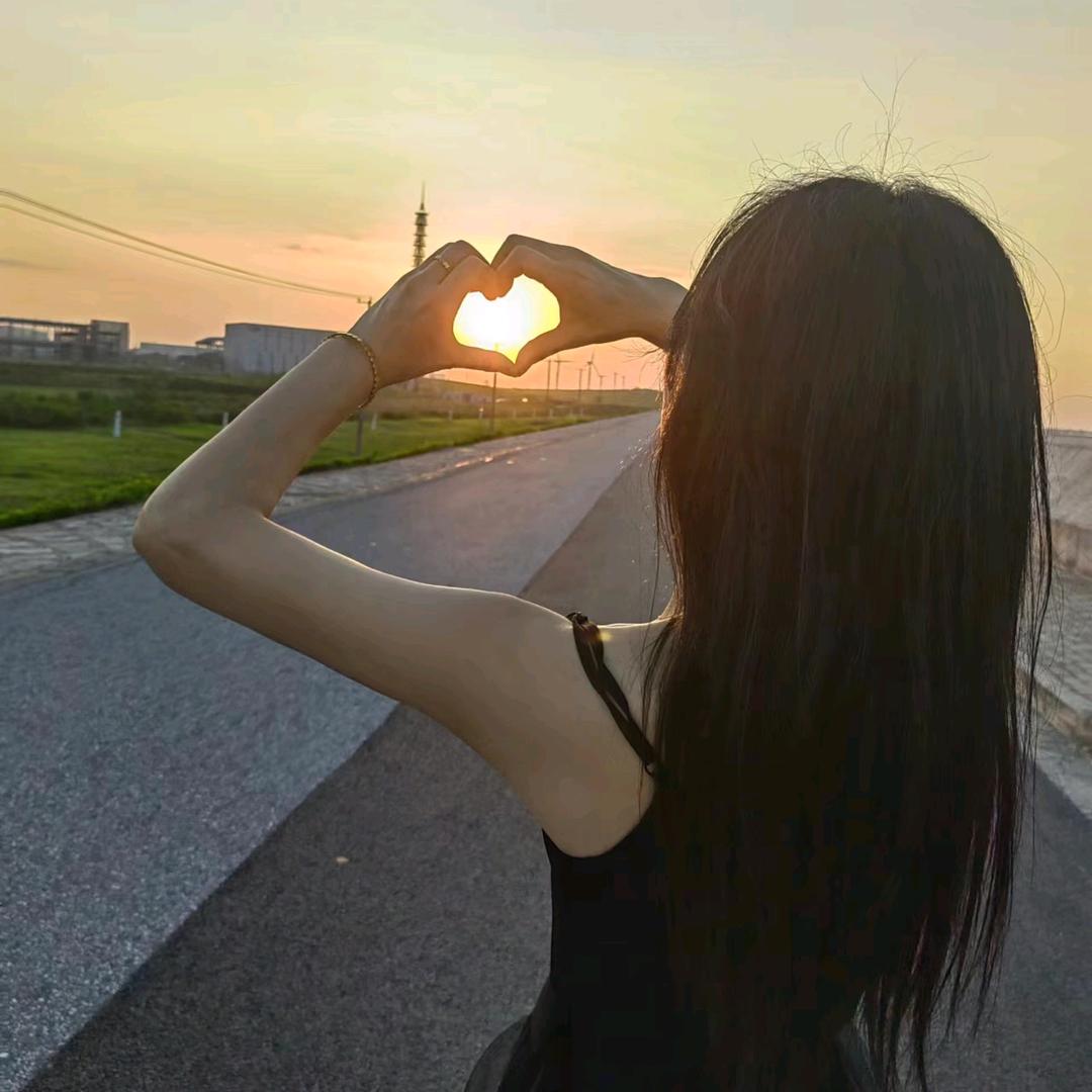ღ᭄傻丫头🕊꧔ꦿ᭄💞