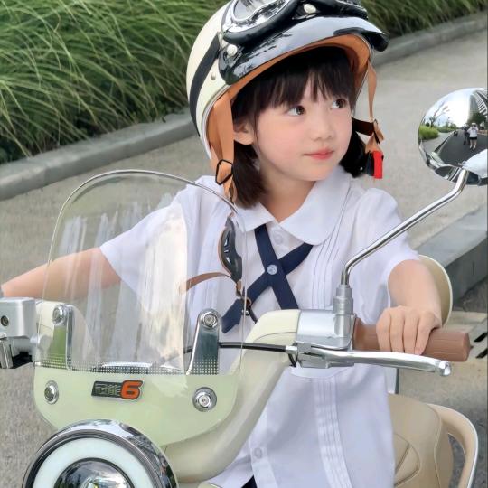 龙华区洽羽斯百货店