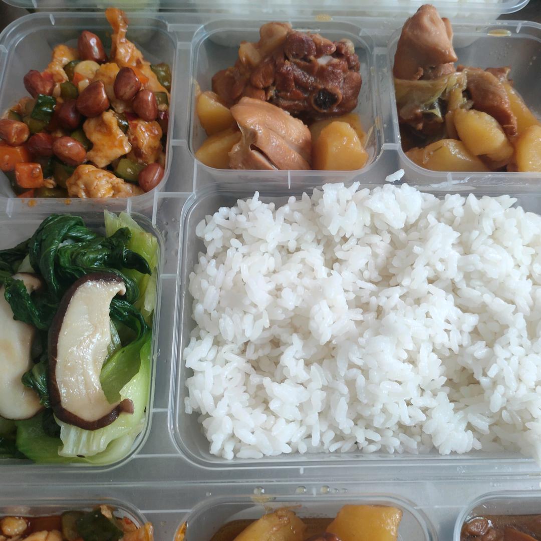 哆哆餐馆（学生营养套餐）送餐免费