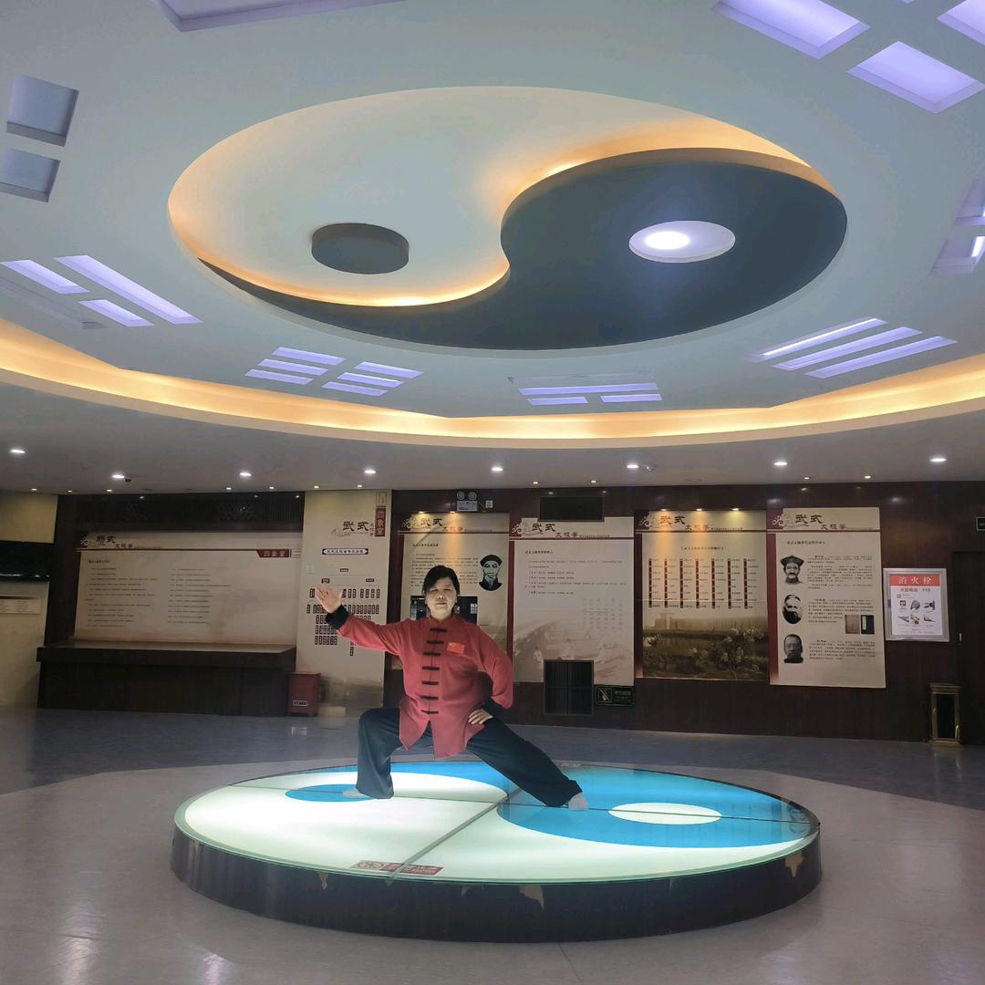 白焕窗帘