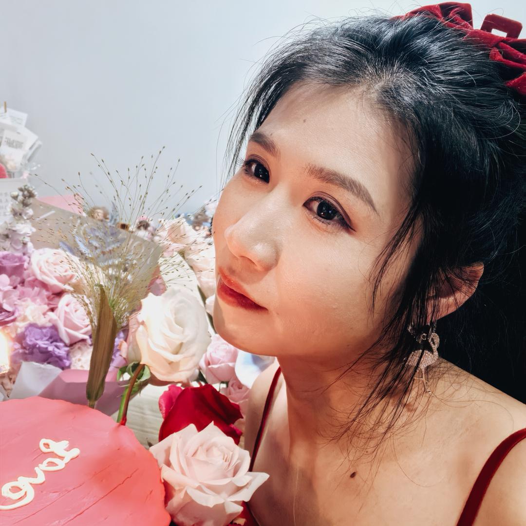 周颖怡（NPC妆造师）