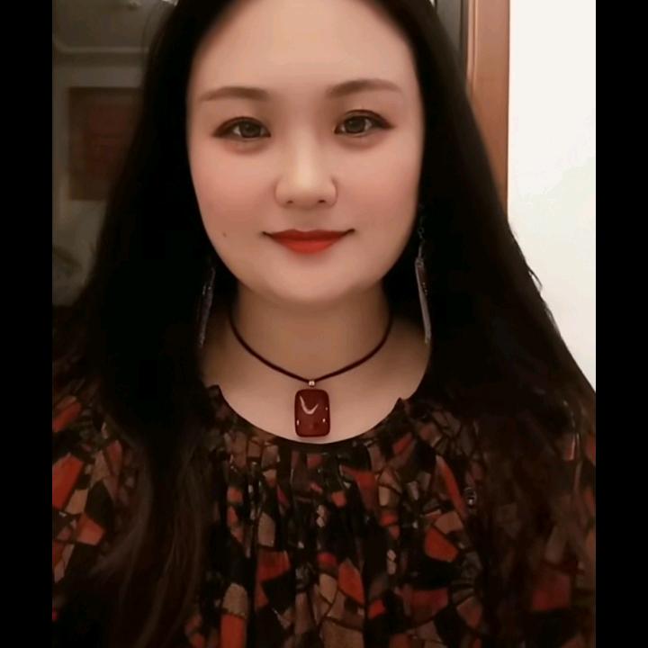 倩妹吖❤《没人疼》