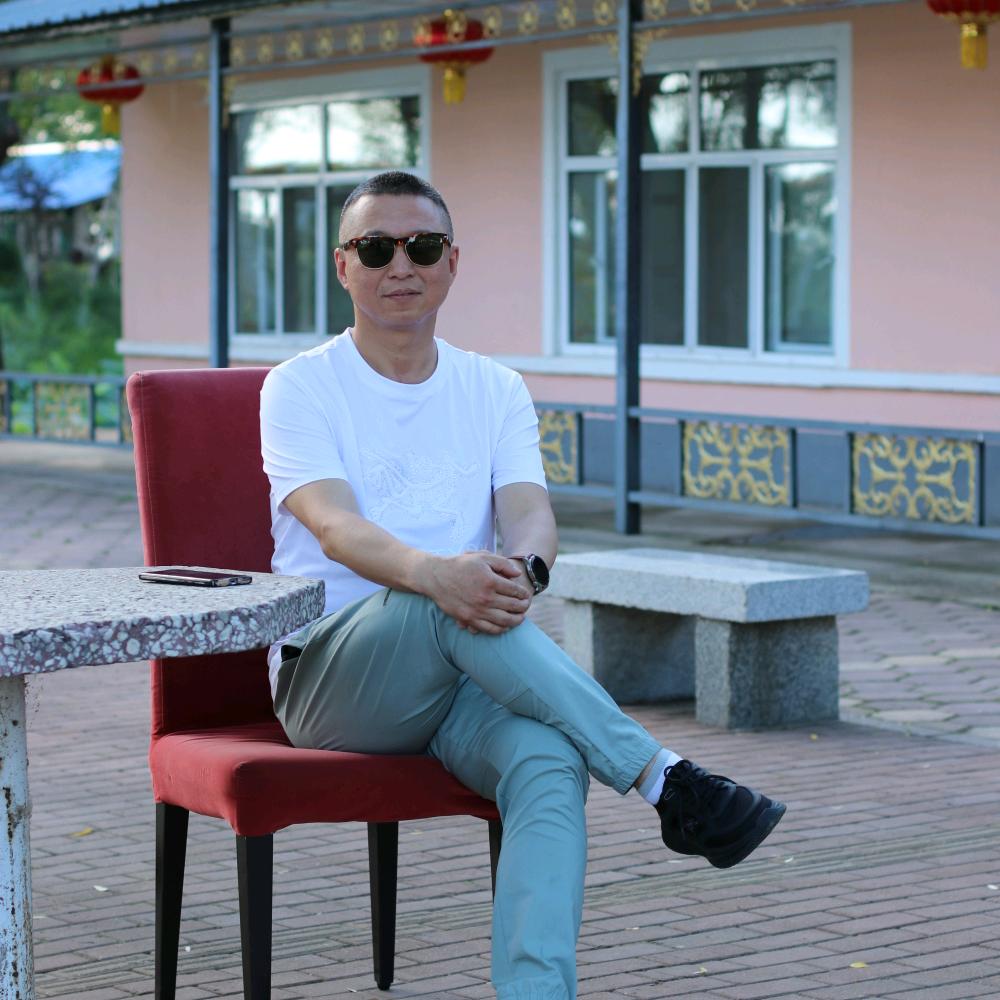 友谊县达亿家具商场