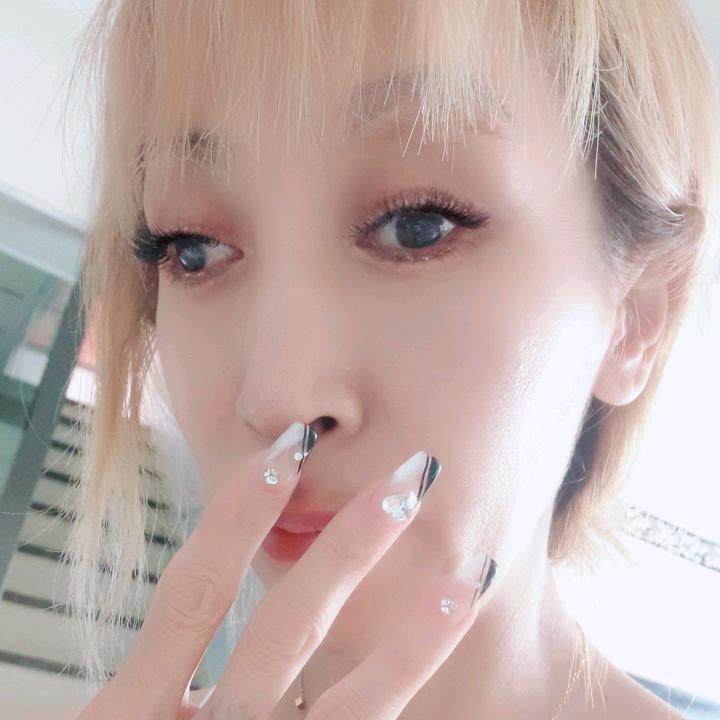 搁浅的鱼妖妖
