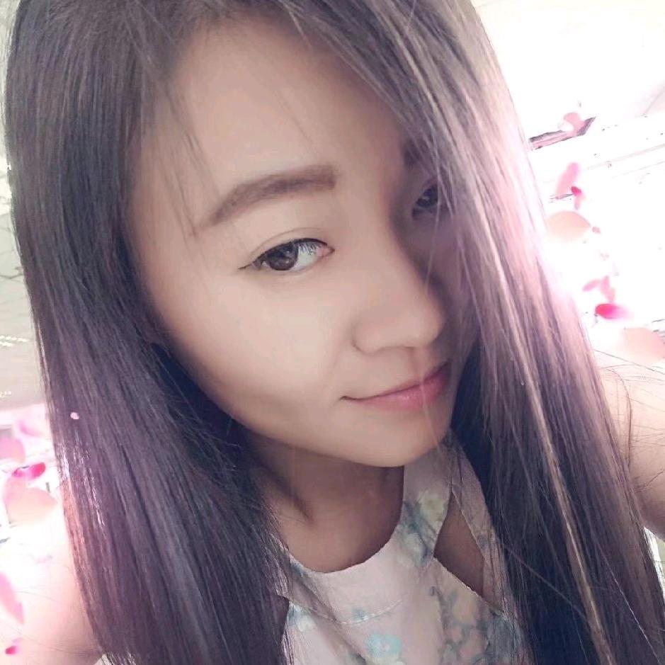 *♡丑小丫(ˊ˘ˋ*)♡