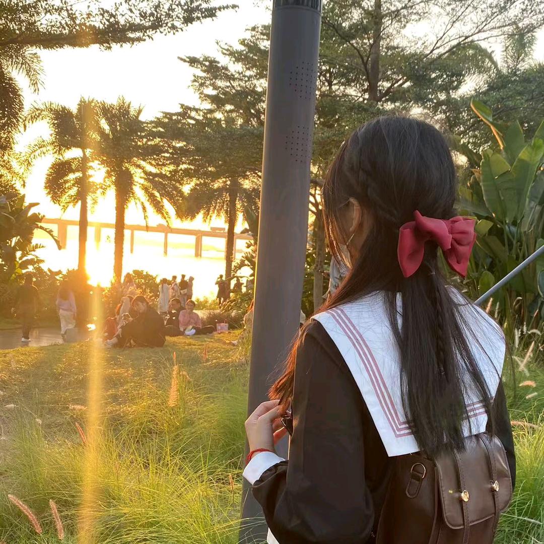 彤彤很不同