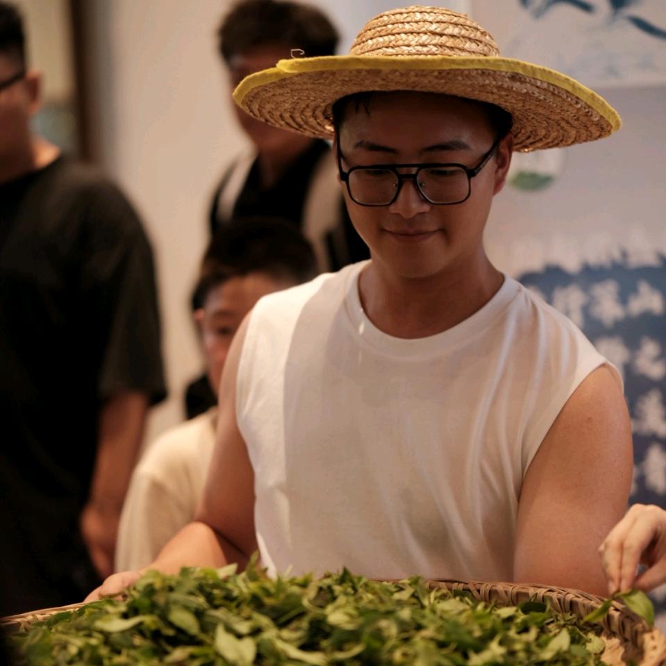 李椿荼