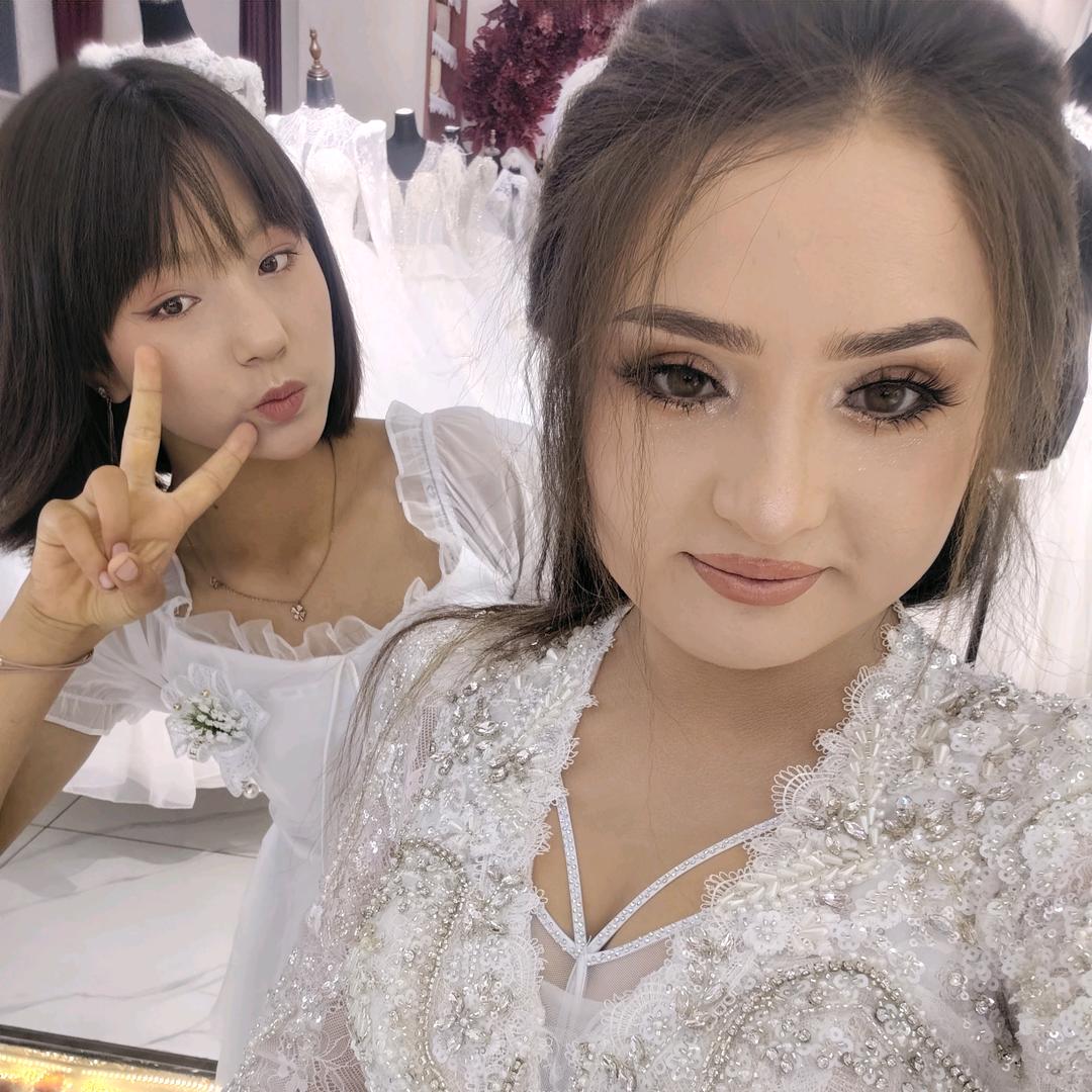 小曼努力中